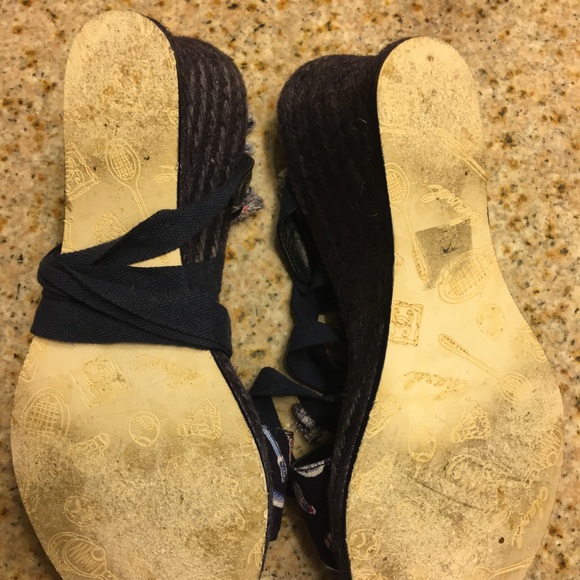 ❤️CHANEL❤️-SOLD - Picture 4 of 13